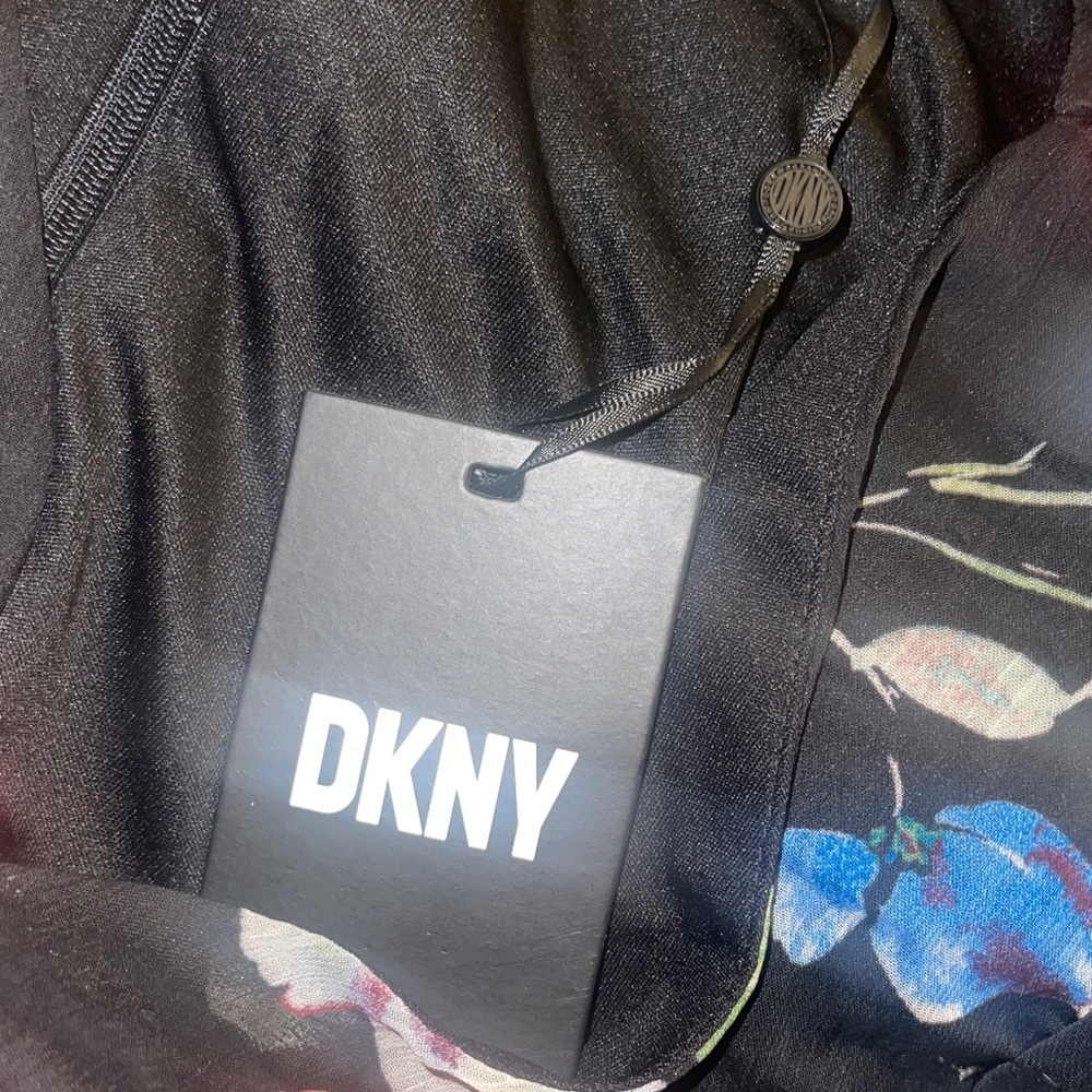 DKNY Women's Black
Floral-Print Ruffled Hem Puff Sleeve Midi
Dress Size 14W NWT - Picture 14 of 16